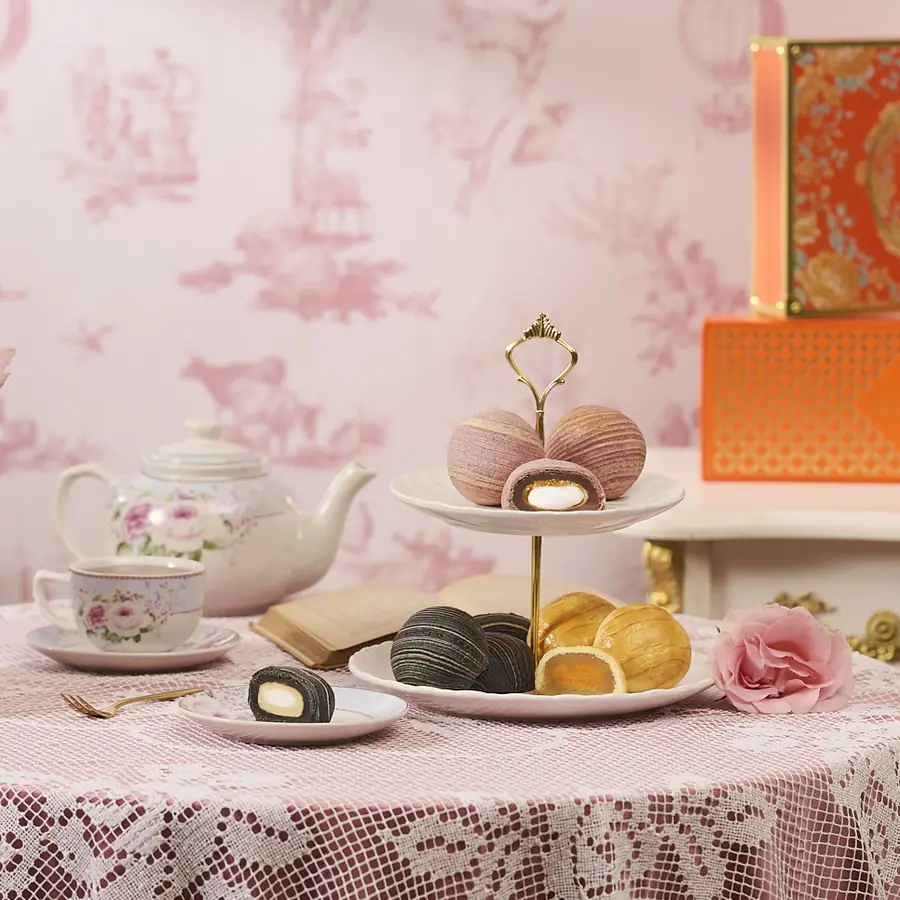The Teochew mooncake range