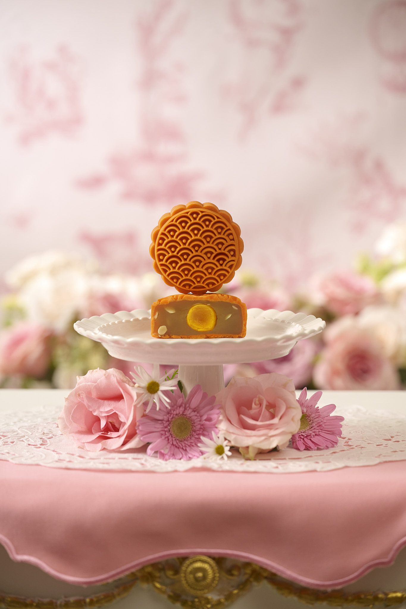 White Lotus with Salted Egg Yolk